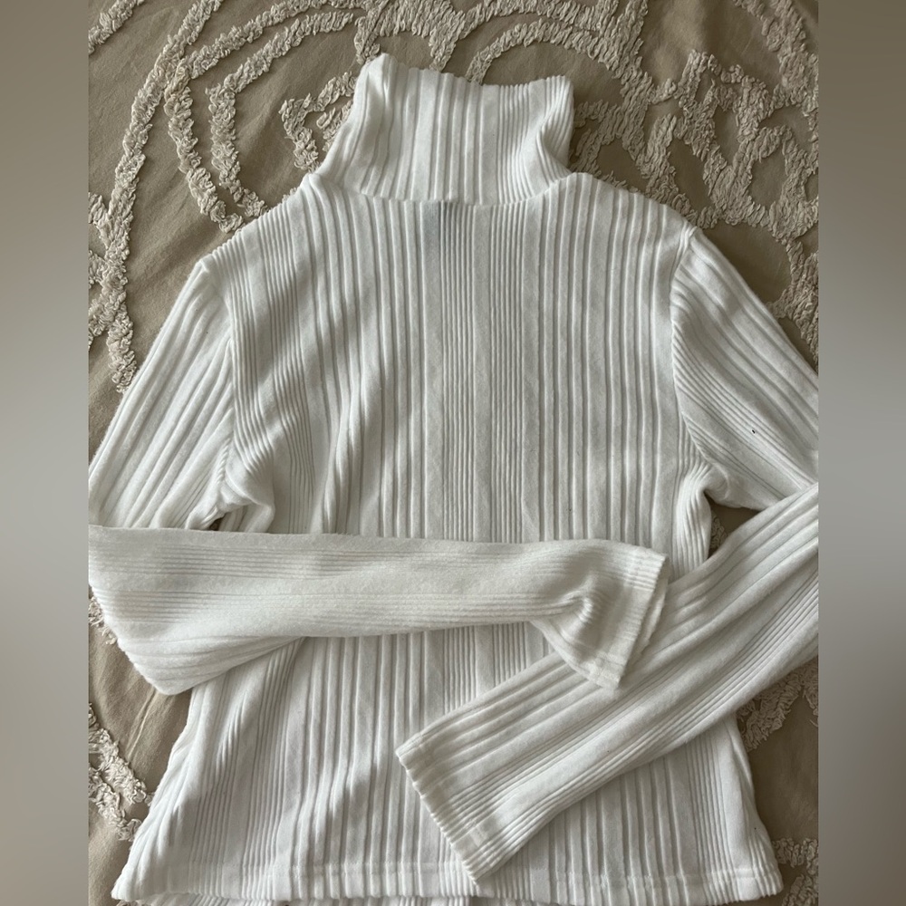 SHEIN Ribbed White Turtleneck Sweater